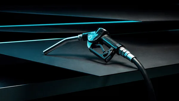 نفط WTI الخام يصل إلى 106 دولار، ويزداد سعر البنزين في كاليفورنيا عن 6 دولارات